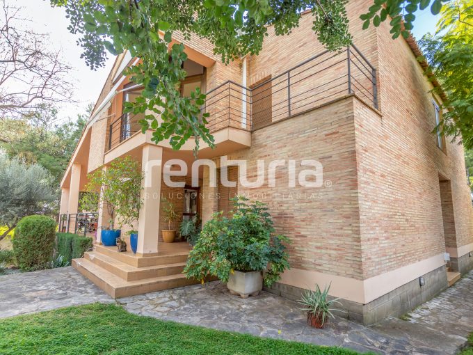 Renturia Immobiliaria