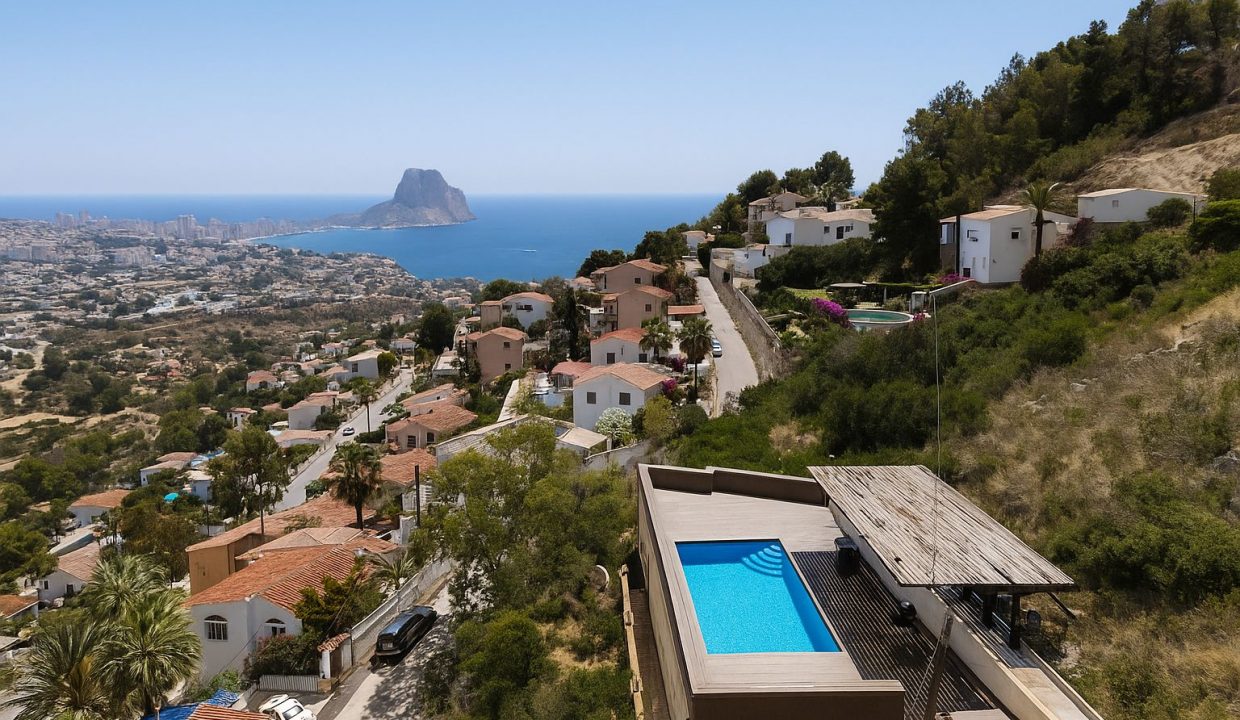 1.PISCINACONVISTAALMAR