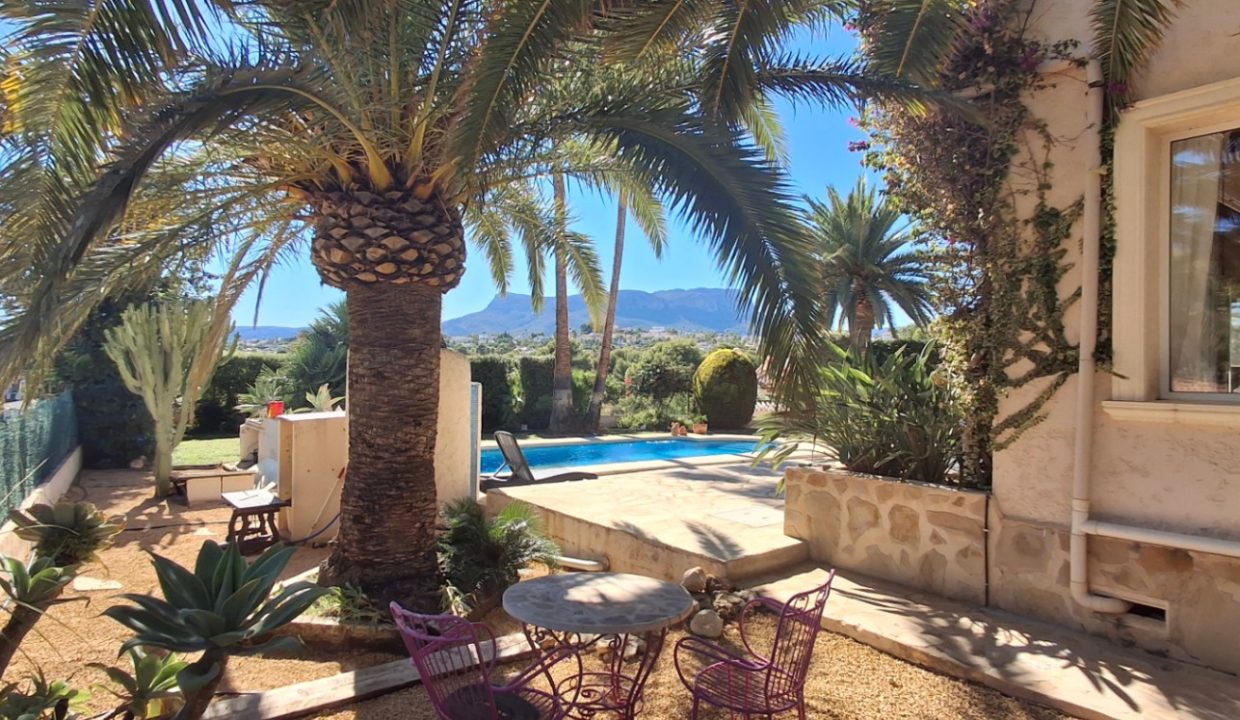 BIGHAUSEFORSALEINCALPE48