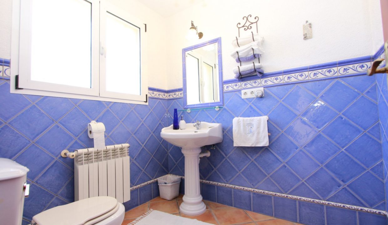 BIGHAUSEFORSALEINCALPE53