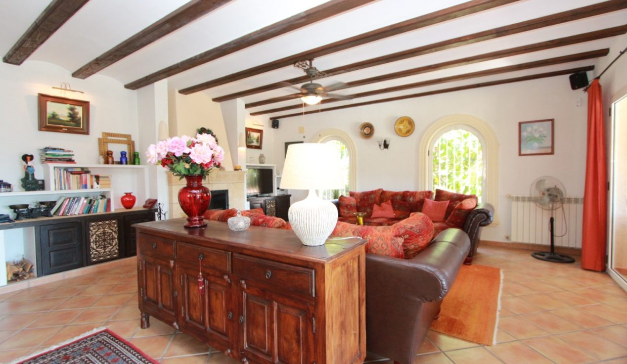 BIGHAUSEFORSALEINCALPE70