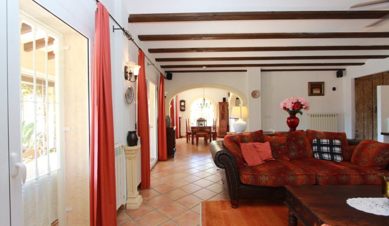 BIGHAUSEFORSALEINCALPE75