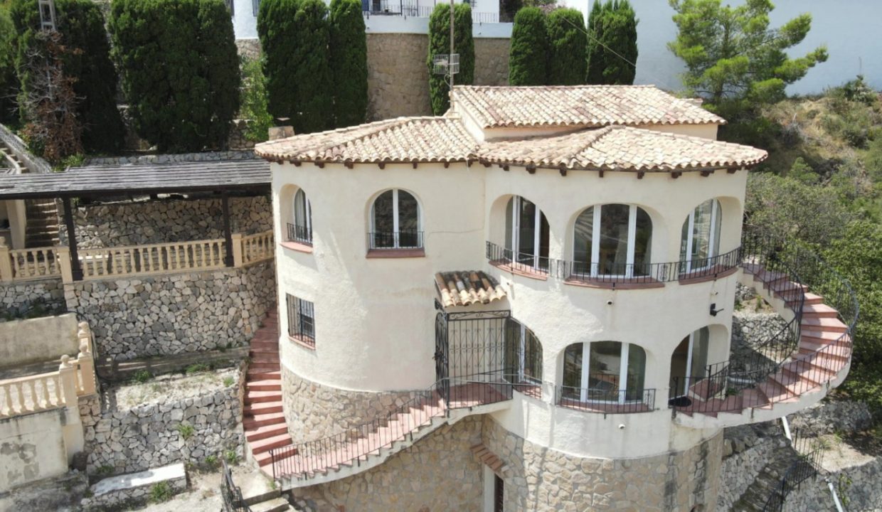 FACHADA
