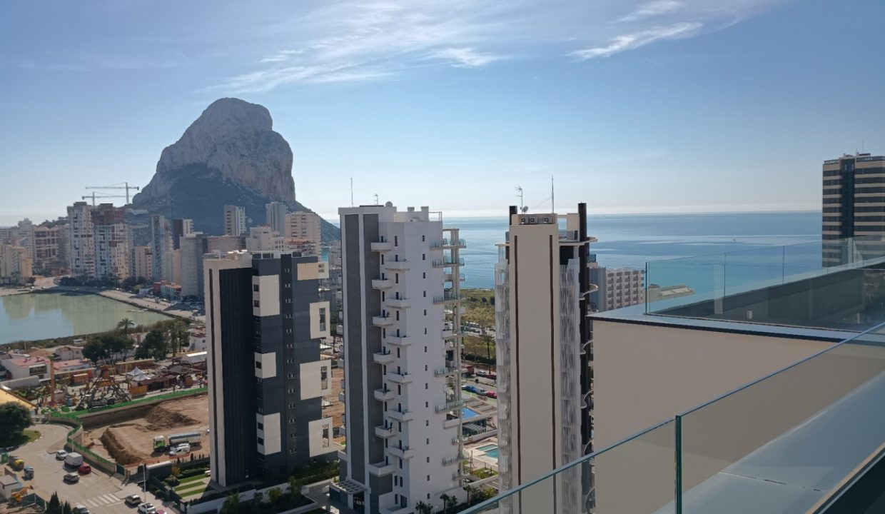 penthouseforsaleincalpewalkingtothebeach14