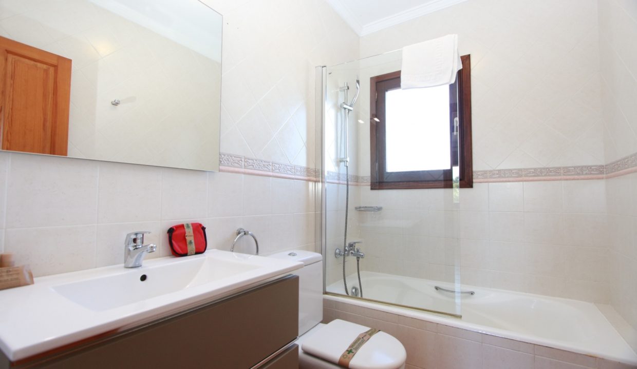 seaviewsvillaforsaleinbenissacoastline12