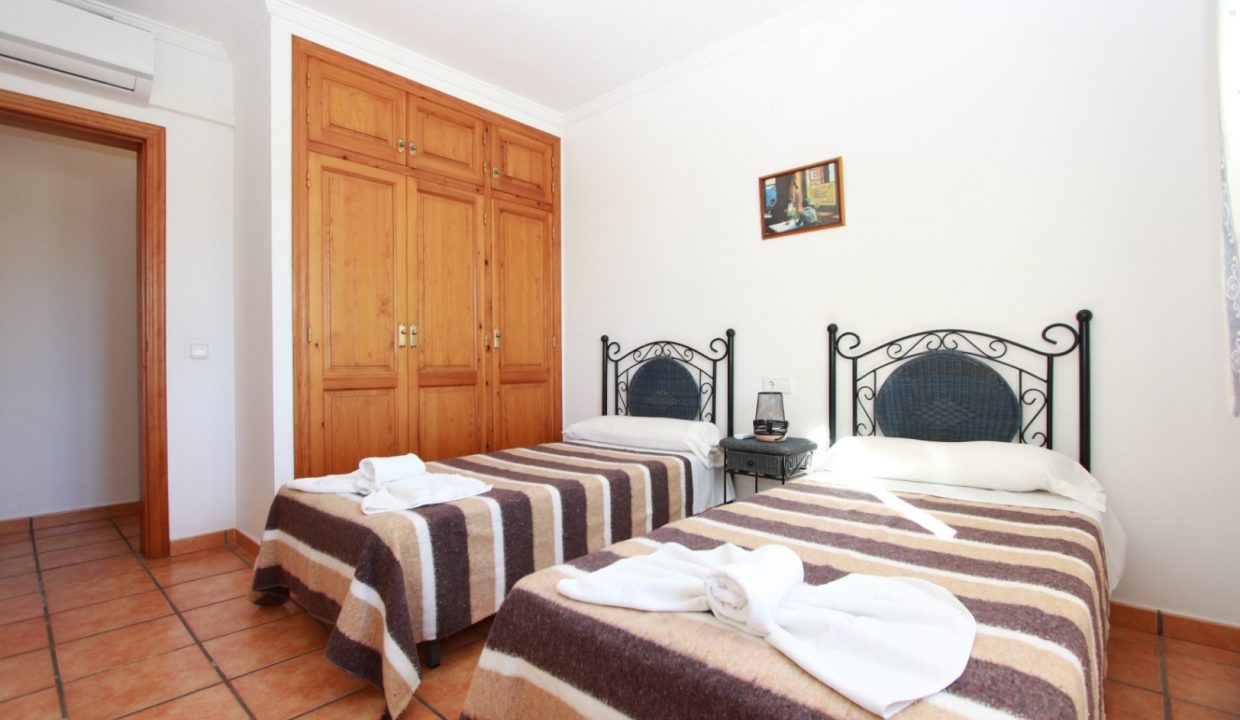 seaviewsvillaforsaleinbenissacoastline14