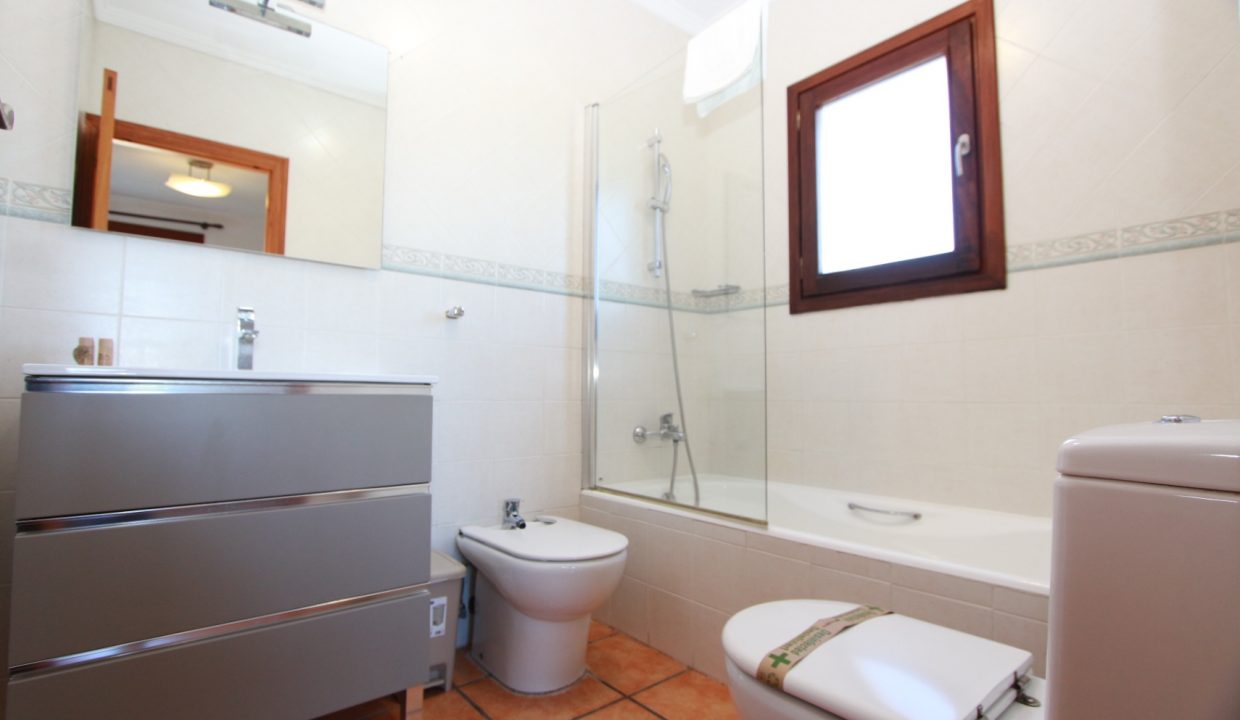 seaviewsvillaforsaleinbenissacoastline17
